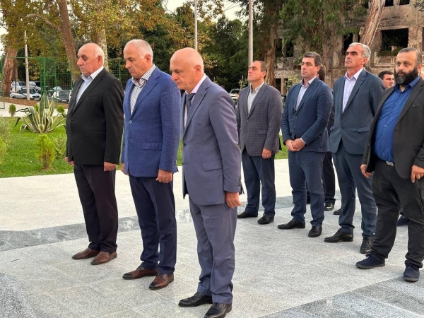 Беслан Джопуа принял участие в открытии памятника павшим войнам