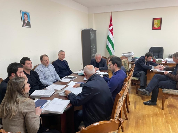 В Министерстве сельского хозяйства продолжает работать конкурсная комиссия по рассмотрению поданных проектов сельхоз производителей для участия в Ведомственной целевой программе «Развитие сельского хозяйства в 2022году».