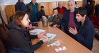 &quot;Живые&quot; деньги: как в Гулрыпше клопа &quot;продавали&quot;