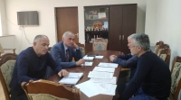 Сегодня в аппарате министерства сельского хозяйства РА у Первого вице-премьера, министра с/х Джопуа Б.Ц. прошло рабочее совещание в рамках подготовки к Шестой сессии Российско-Абхазской комиссии по рыбному хозяйству.