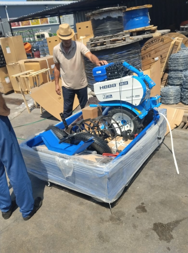 Фермеры получили оборудование, технику и строительные материалы в рамках сельхоз программы